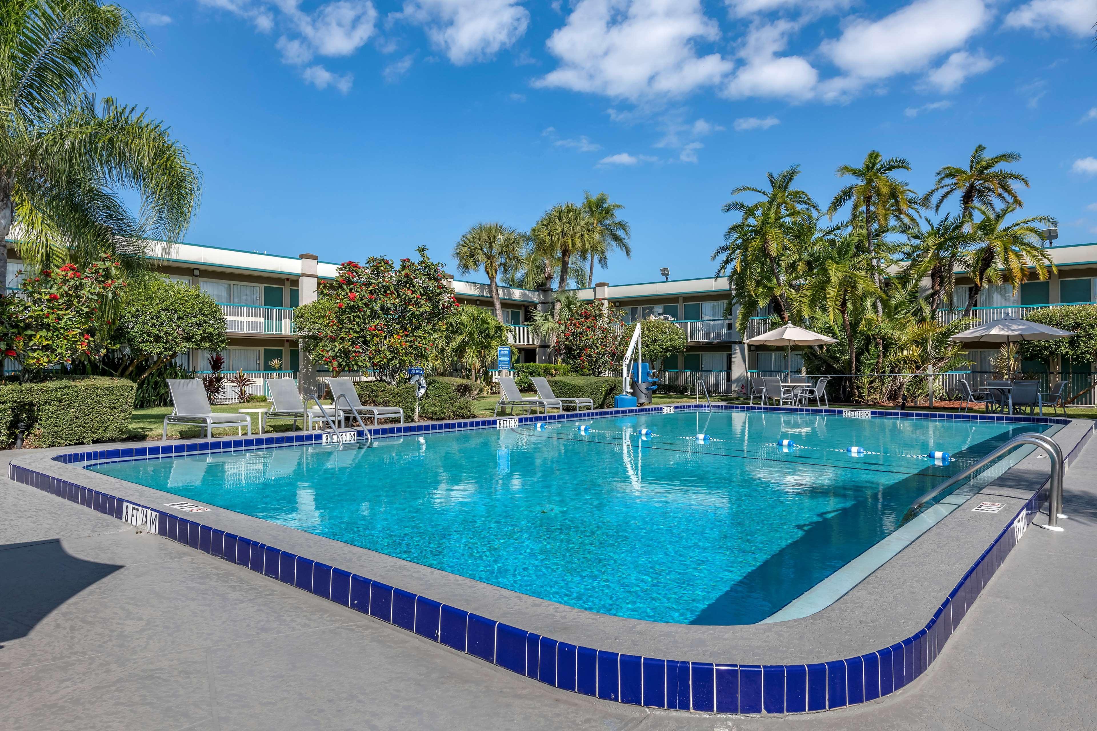 Best Western Downtown Stuart Luaran gambar