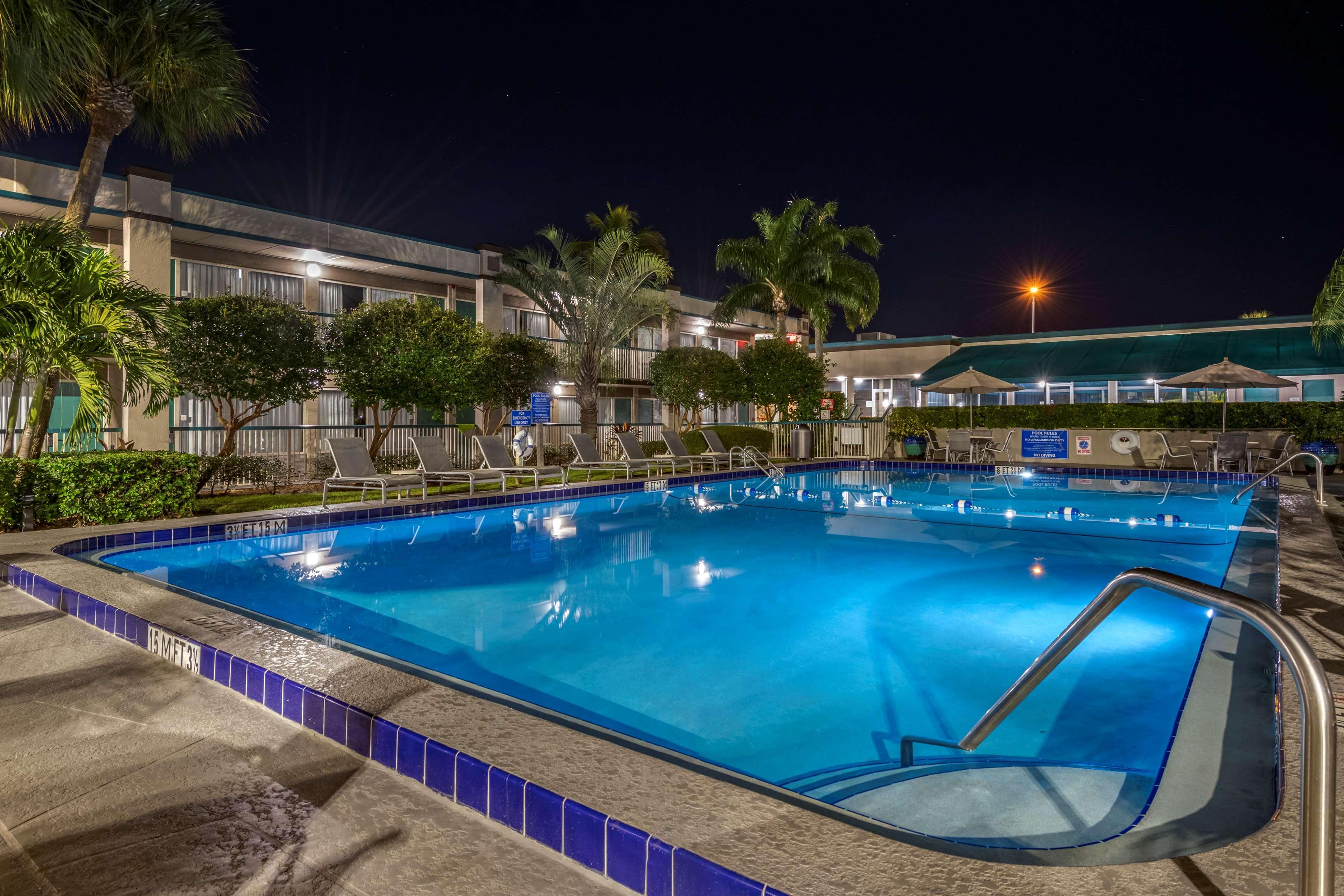 Best Western Downtown Stuart Luaran gambar